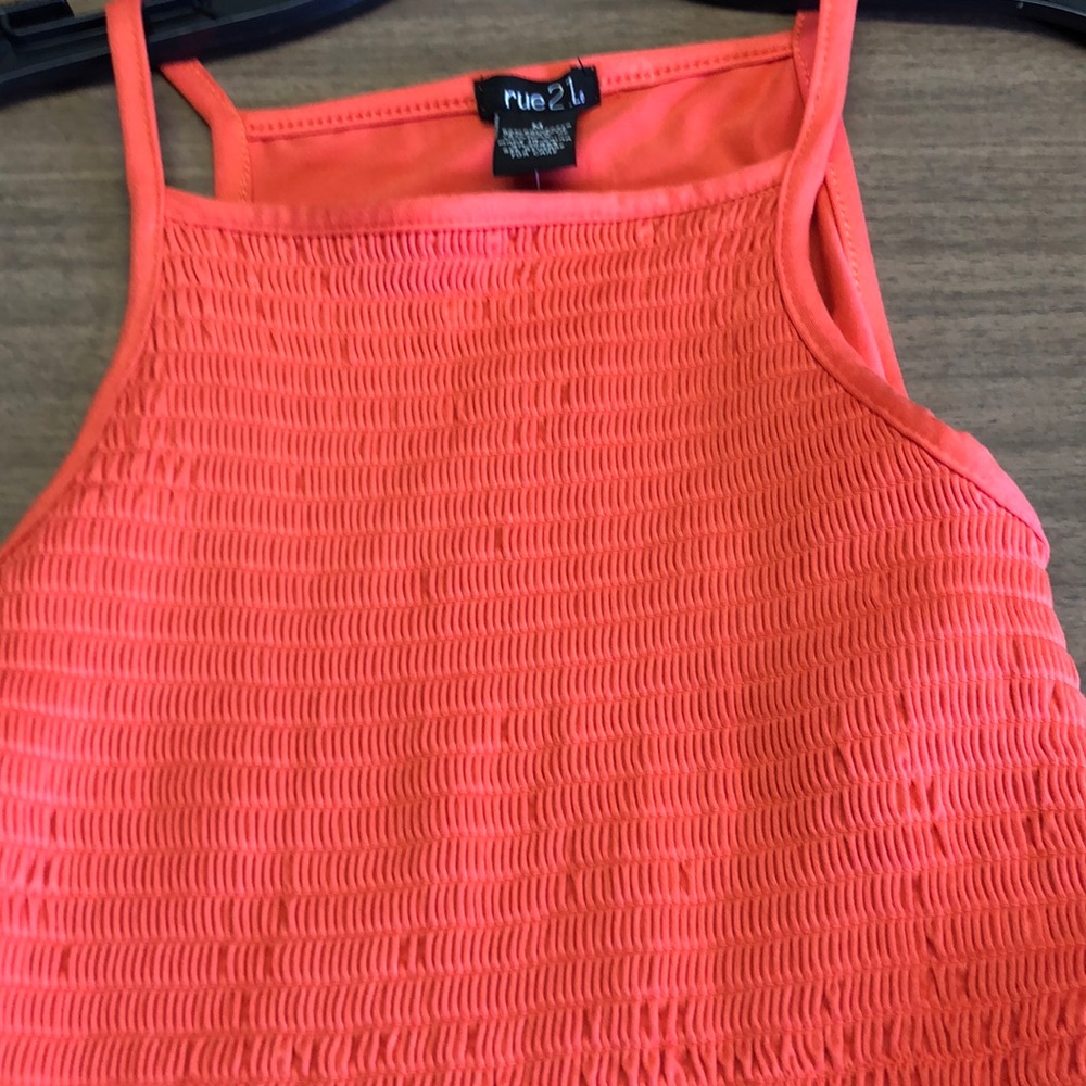 Tank - Picture 2 of 2